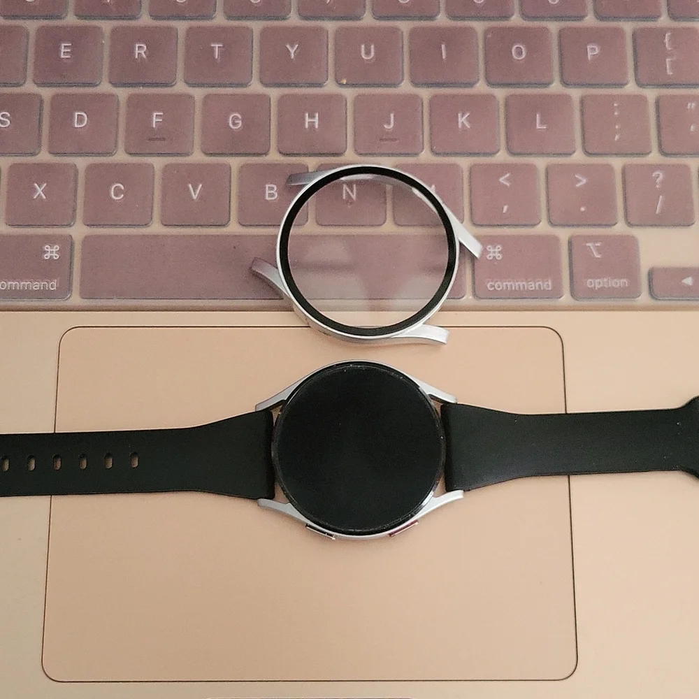 Samsung Galaxy watch 4 with gps/cellular with bands/faces
